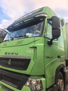 Sinotruk HOWO T7H 440 hp 6X4 - photo 3