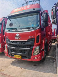 Dongfeng Liuzhou Chenglong H5 220 hp 4X2 6.8 m - ფოტო 1
