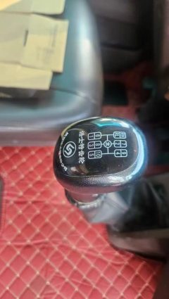 Dongfeng Liuzhou Chenglong H5 240 hp 4X2 6.8 m - ფოტო 4