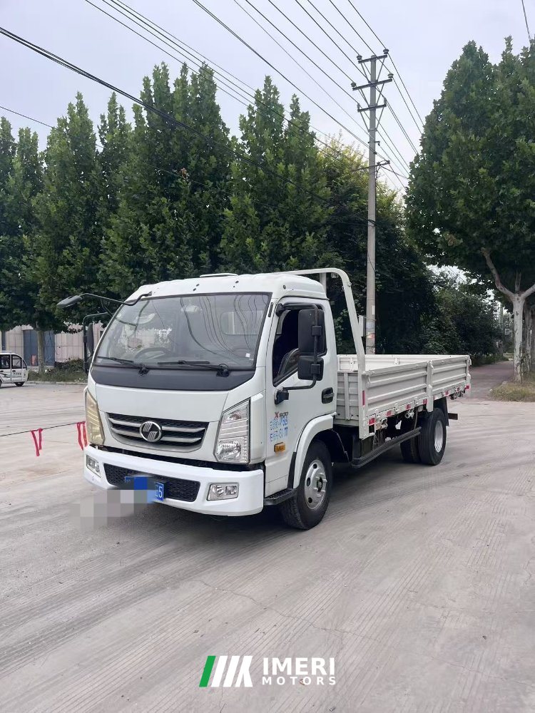 SAIC Yuejin Surpasses the C-Class 130 hp 4X2 4.2 m - грузовик из Китая