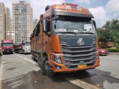 Dongfeng Liuzhou Chenglong H7 460 hp 8X4 9.4 m - photo 1