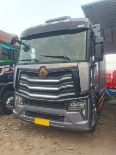 Sinotruk HOWO Max 290 hp 4X2 9.6 m - ფოტო 1