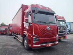 Dongfeng Liuzhou Chenglong H5V 300 hp 4X2 9.7 m - ფოტო 3