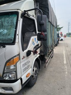 JAC J6 143 hp 4X2 4.15 m - ფოტო 1