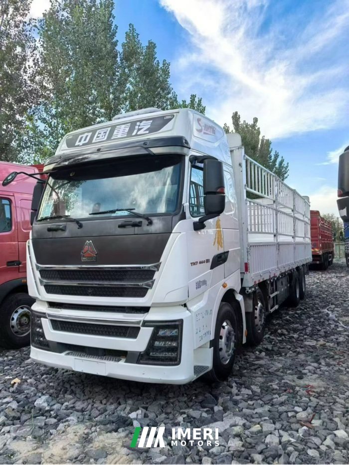 2022 Sinotruk HOWO T7H 460 hp 8X4 9.5 m