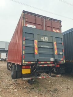 Dongfeng Tianlong VL 292 hp 6X2 9.6 m - photo 9