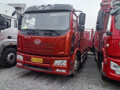 FAW Jiefang J6L 220 hp 4X2 6.75 m - фото 1