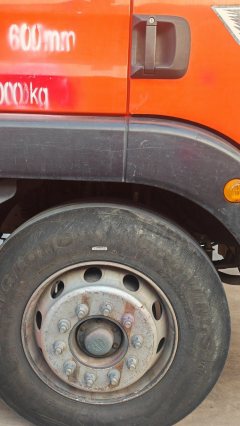 Sinotruk HOWO TX7 270 hp 4X2 6.75 m - фото 3