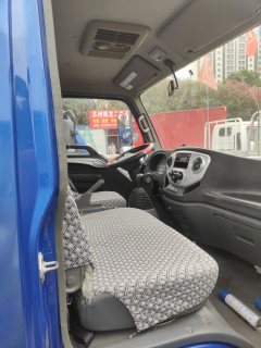 JAC Junling Jianghuai V5 130 hp 4X2 4.4 m - ფოტო 5