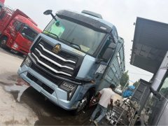 Sinotruk HOWO Max 290 hp 4X2 6.75 m - ფოტო 1