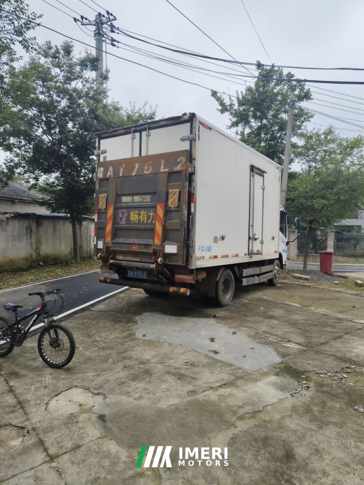2022 FAW Jiefang J6F 4X2 4.2 m