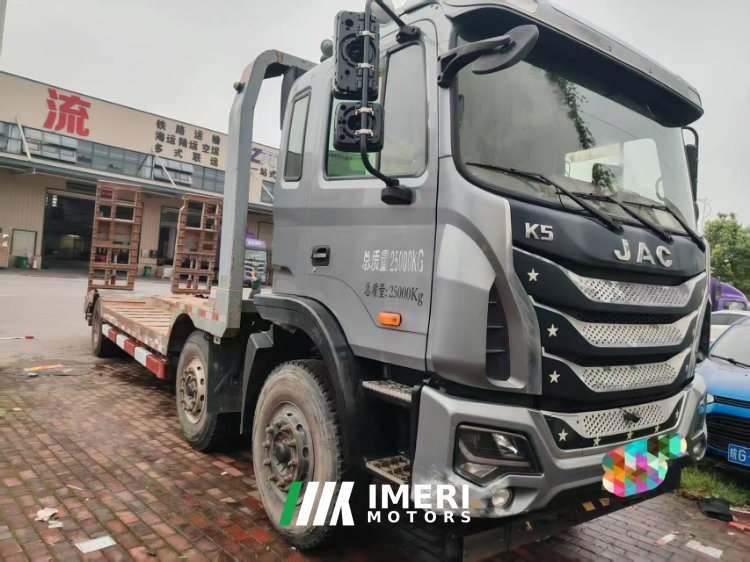 2020 JAC Gallop Gelfa A5 310 hp 6X4 5.2 m