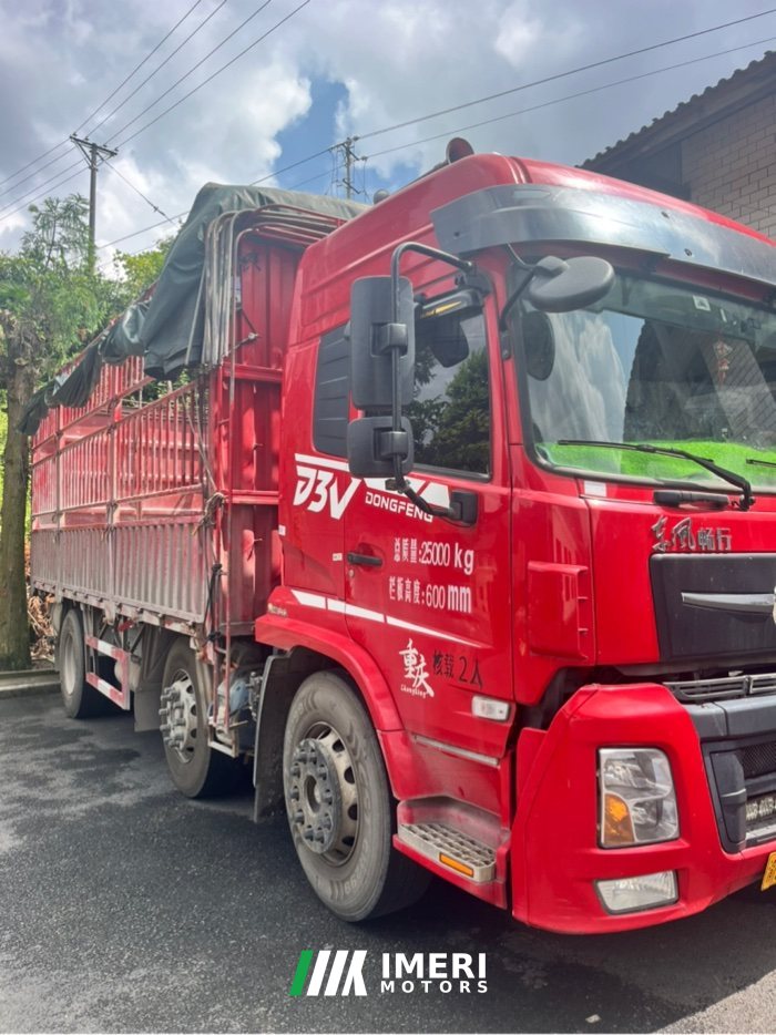 Dongfeng Changxing 260 hp 6X2 6.2 m - truck from China