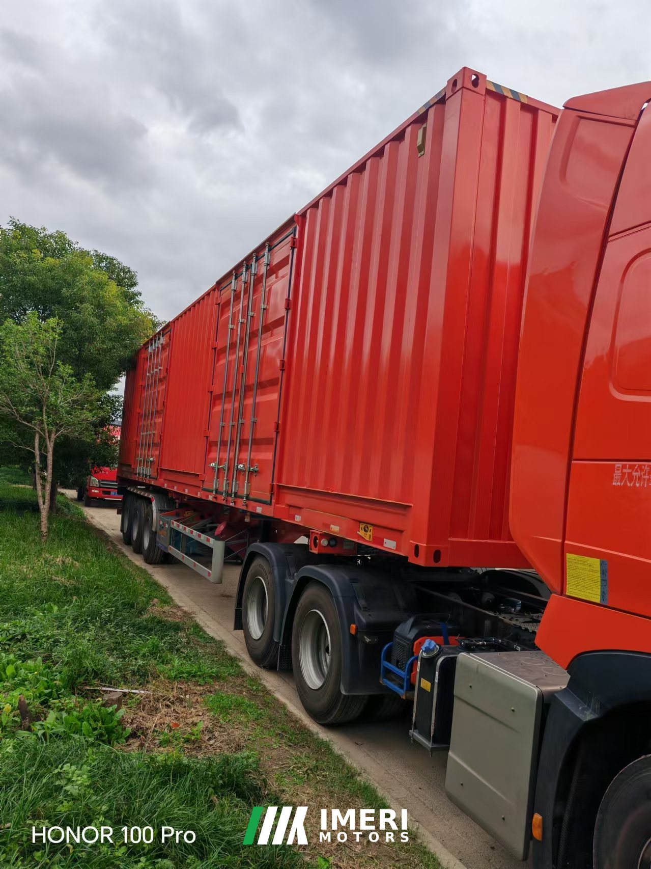 2024 13.7 m x 2.55 m 3-axle container semi-trailer