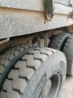 Sinotruk HOWO T7H 480 hp 8X4 9.5 m - photo 3