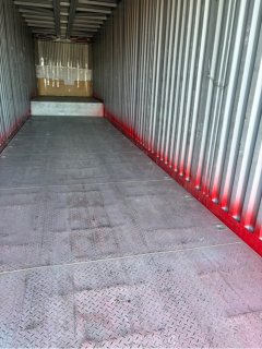 13.75 m x 2.55 m 3-axle box body semi-trailer - фото 4