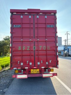 13.75 m x 2.55 m 3-axle box body semi-trailer - фото 6