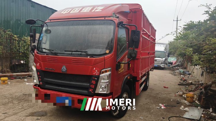 SINOTRUK HOWO Light Duty Truck Hanjiang 165 hp 4X2 3.85 m - truck from China