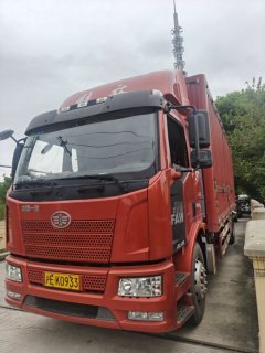 FAW Jiefang J6L 220 hp 4X2 8.7 m - ფოტო 1