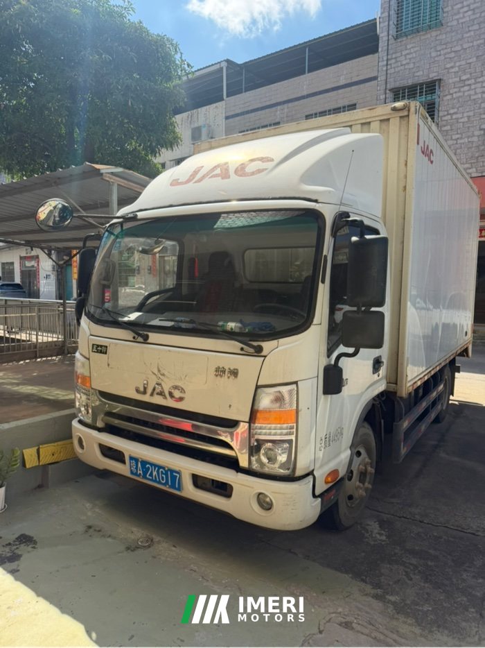JAC Shuailing Q6 120 hp 4X2 4.18 m - грузовик из Китая