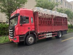 JAC Gallop GAC Higer K5 240 hp 4X2 6.8 m - фото 1