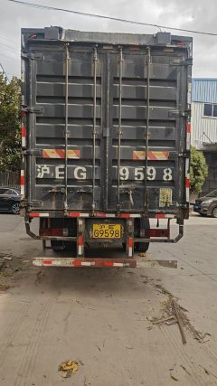 FAW Jiefang J6M 240 hp 6X2 9.5 m - photo 2