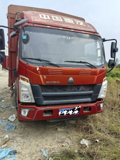 SINOTRUK HOWO Light Duty Truck Hanjiang 143 hp 4X2 3.24 m - photo 2