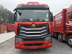 Sinotruk HOWO Max 290 hp 4X2 6.75 m - photo 6