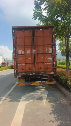 Sinotruk HOWO Max 290 hp 4X2 9.6 m - photo 3
