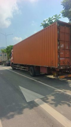 Sinotruk HOWO Max 290 hp 4X2 9.6 m - photo 5