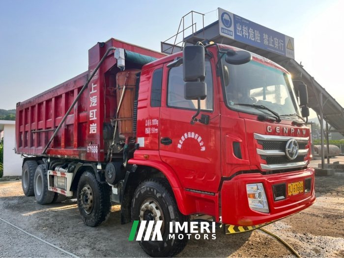 2023 SAIC Hongyan 290 hp 8X4 6.2 m