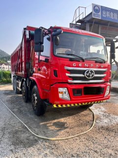 SAIC Hongyan 290 hp 8X4 6.2 m - фото 5