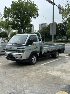 SINOTRUK HOWO Light Duty Truck 130 hp 4X2 3.95 m - ფოტო 1