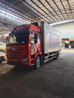 FAW Jiefang J6L 260 hp 6.8 m - ფოტო 1