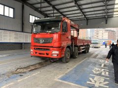 Dongfeng Huashen T7 310 hp 8X4 8.5 m - фото 12