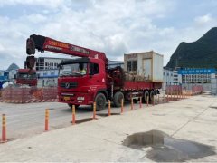 Dongfeng Huashen T7 310 hp 8X4 8.5 m - фото 8