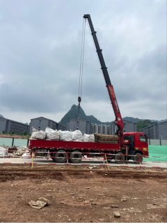 Dongfeng Huashen T7 310 hp 8X4 8.5 m - фото 9