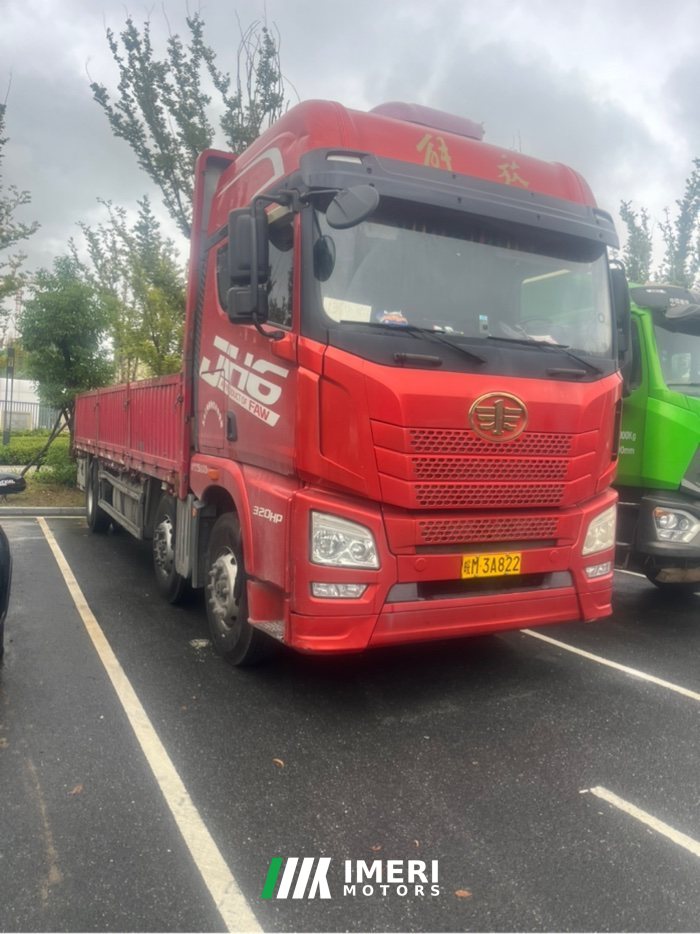 FAW Jiefang JH6 320 hp 6X2 7.7 m - грузовик из Китая