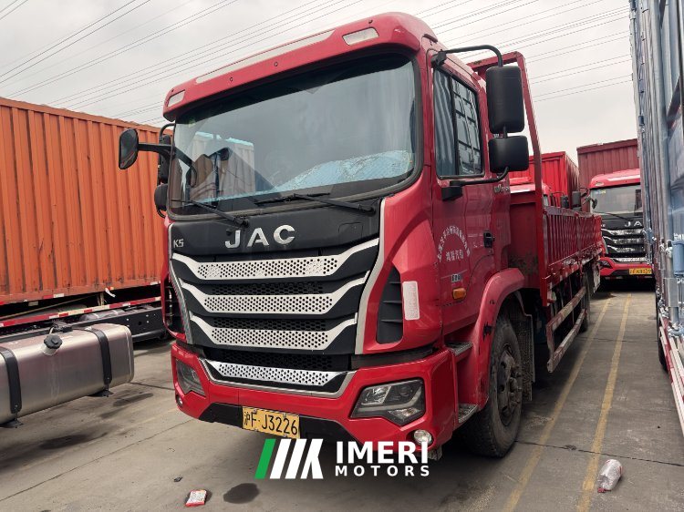 JAC Gallop GAC Higer K5 220 hp 4X2 6.8 m - truck from China