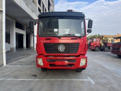 Dongfeng Tianlong 290 hp 8X4 8.4 m - photo 2