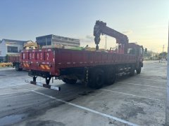 Dongfeng Tianlong 290 hp 8X4 8.4 m - photo 5