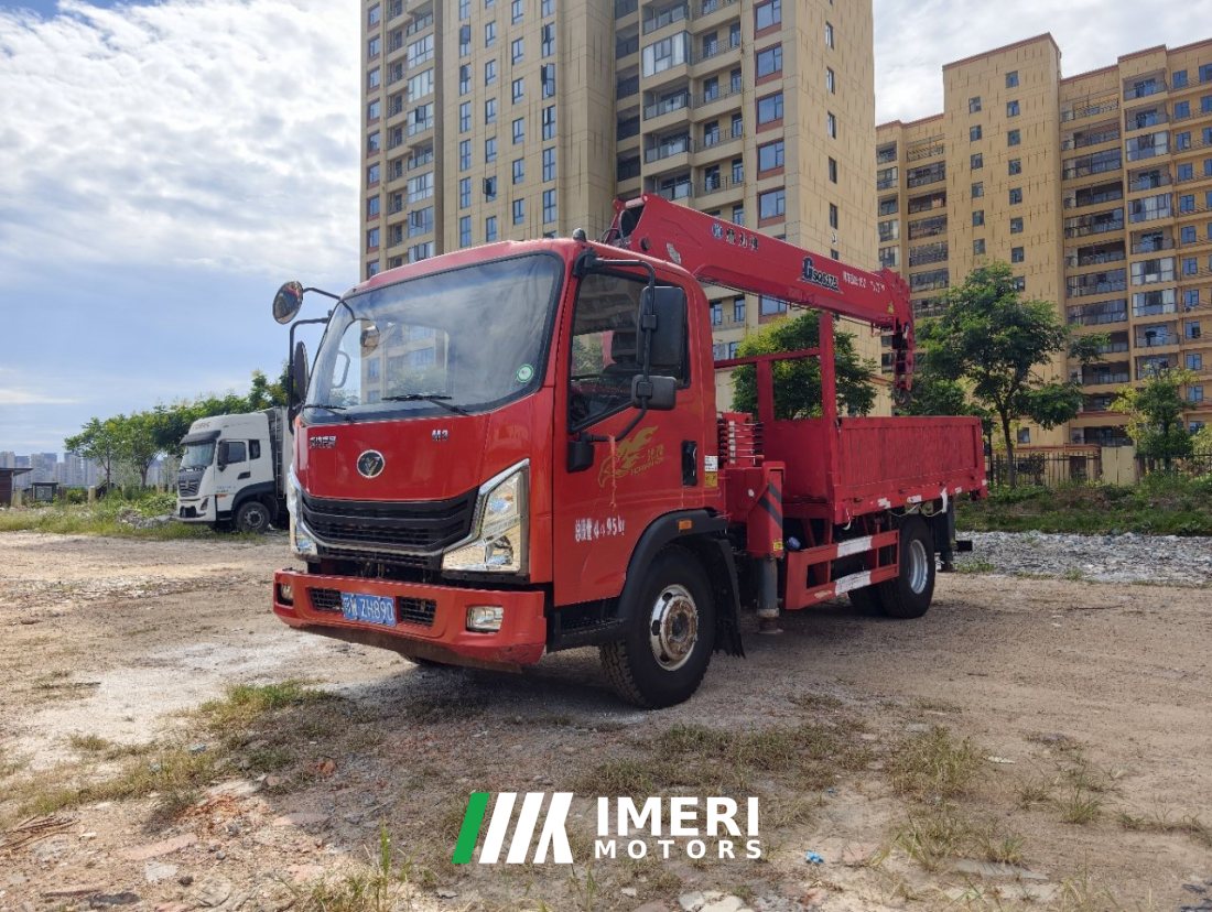Sinotruk Wangpai Series 7 160 hp 4X2 4.2 m - truck from China