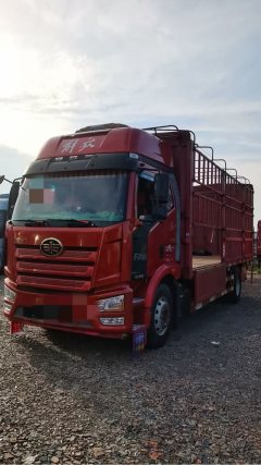 FAW Jiefang J6L 240 hp 4X2 6.75 m - photo 1