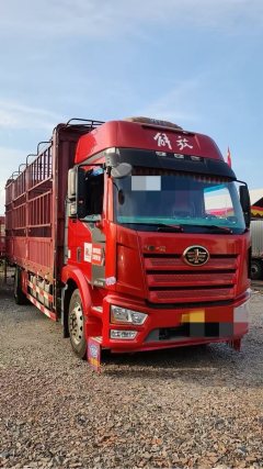 FAW Jiefang J6L 240 hp 4X2 6.75 m - photo 2