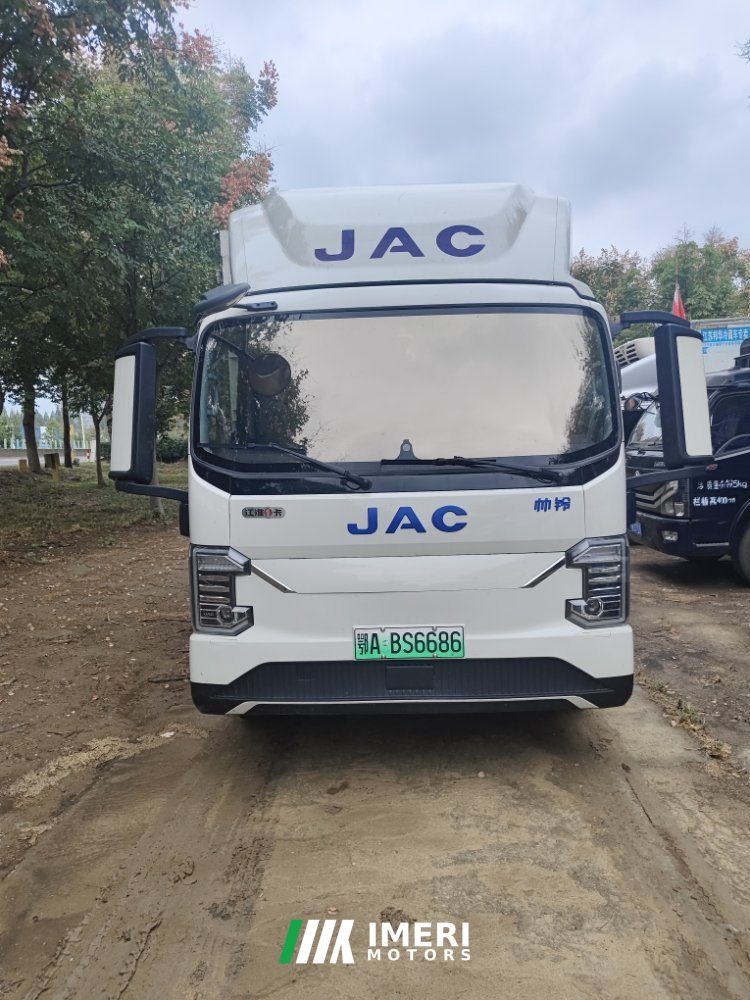 2025 JAC Shuailing ES9 4.15 m