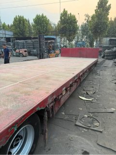 17.5 m x 3.0 m 3-axle low flatbed semi-trailer - фото 10