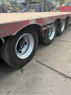 17.5 m x 3.0 m 3-axle low flatbed semi-trailer - фото 9