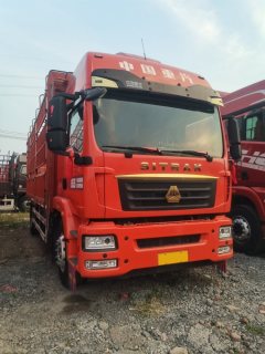 Sinotruk Sitrak G5S 290 hp 4X2 6.75 m - photo 3