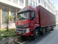 Dongfeng Liuzhou Chenglong H5 240 hp 6X2 9.7 m - фото 1