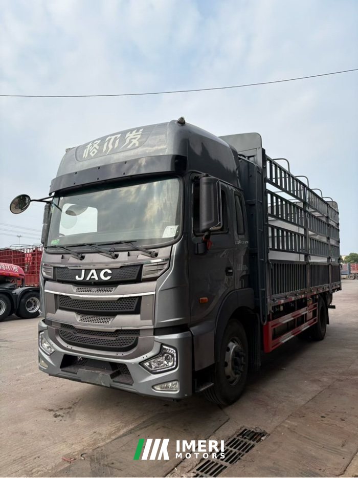 JAC Gallop GAC Higer K5 270 hp 4X2 6.8 m - грузовик из Китая